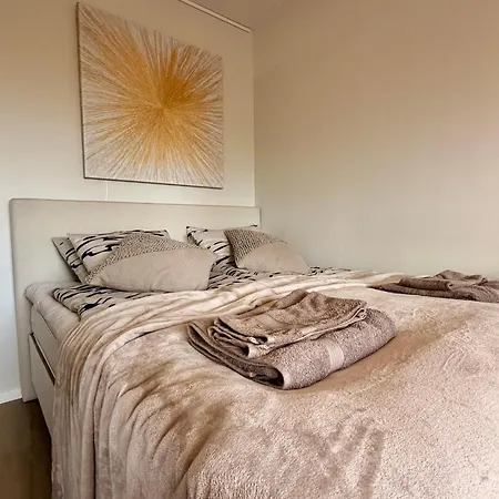Bear Den Apartment *